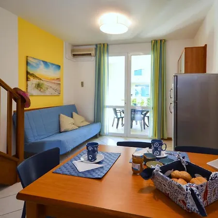 Marco Polo Aparthotel 3*