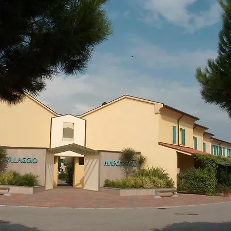 Marco Polo Aparthotel 3*